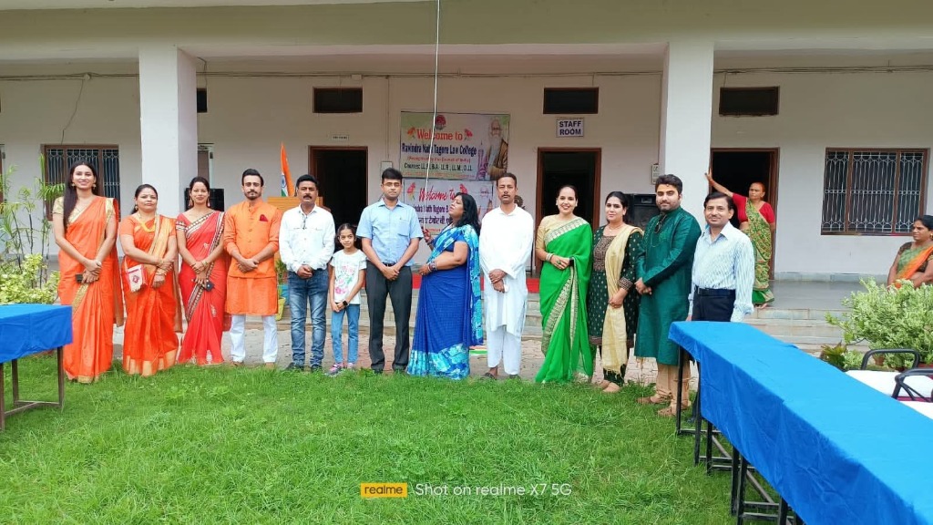 Group Photo at RNT Law College
